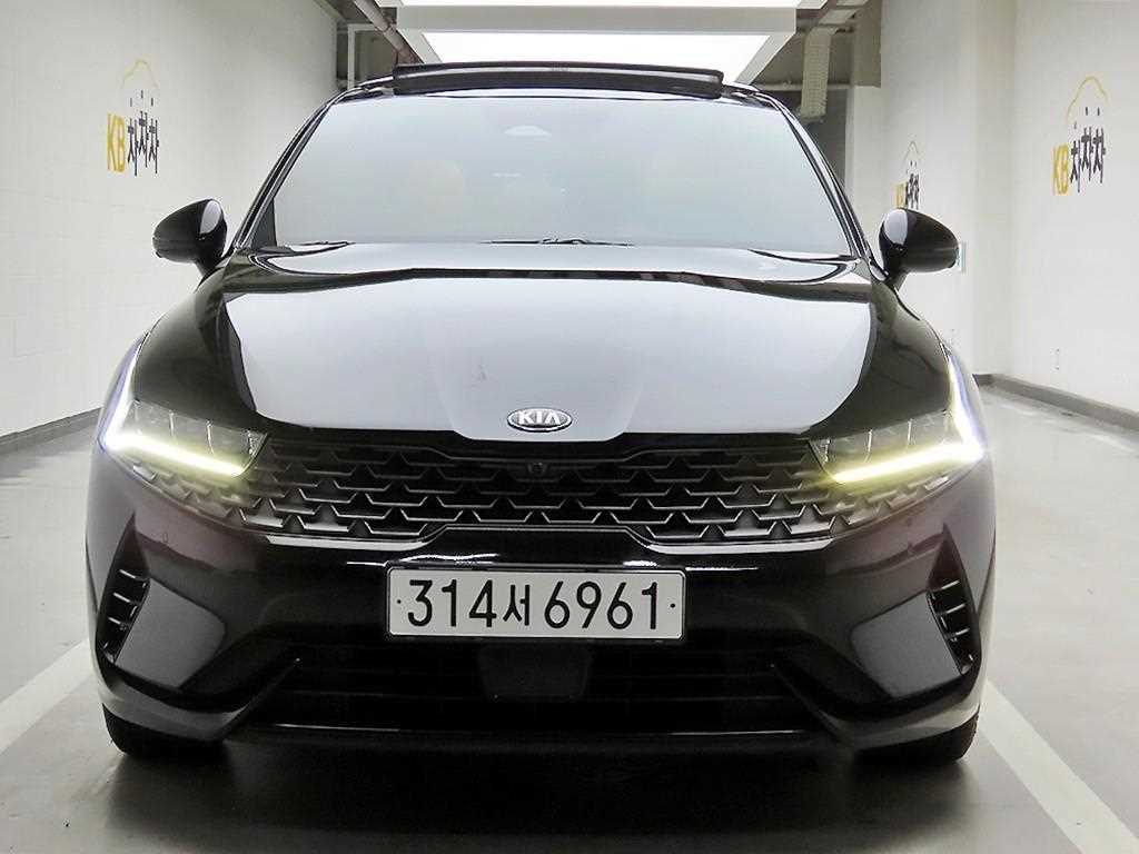 KIA K5 2021 Negro - Importación desde Corea - HF Imports Iquique - Foto 1