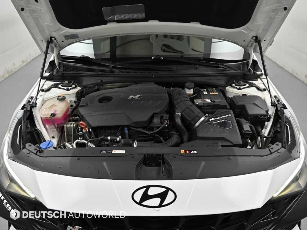 HYUNDAI Avante - Vista 6
