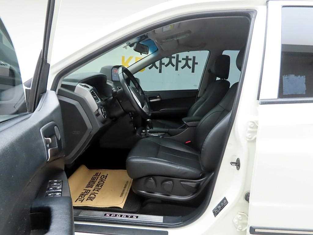 Ssangyong Korando - Vista 11