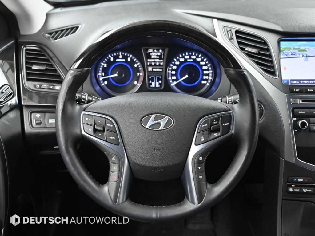 HYUNDAI Grandeur 2016 Negro - Importación desde Corea - HF Imports Iquique - Foto 13