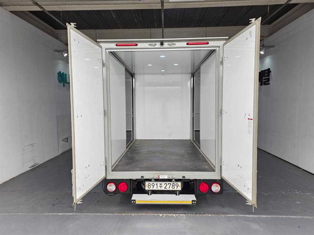 Small Truck Normal Box(High Deck) - Vista 7