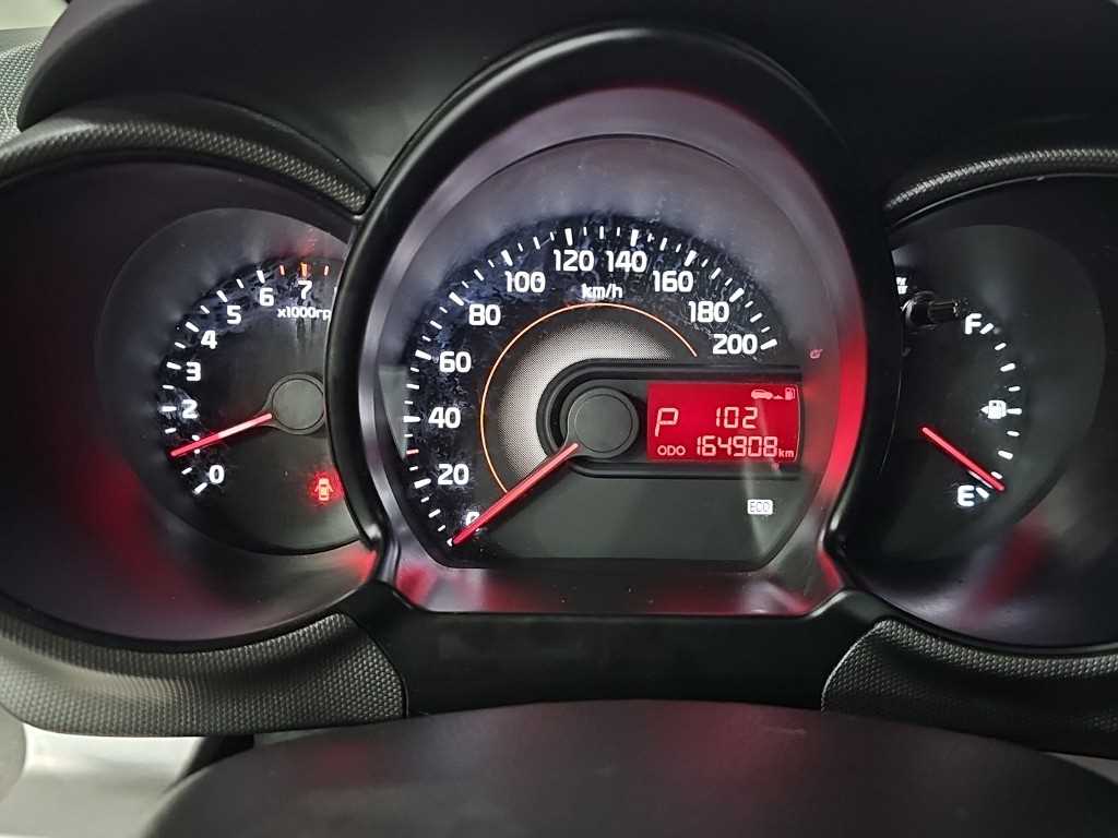KIA Ray - Vista 6