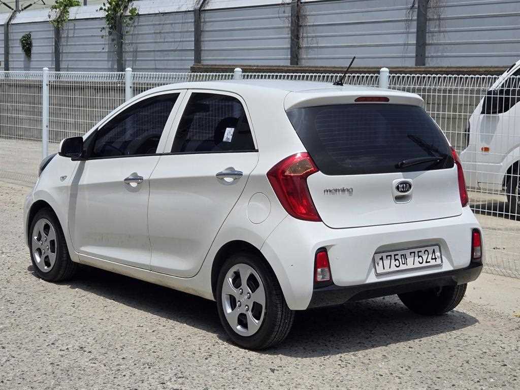 KIA Morning - Vista 3