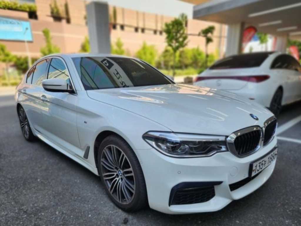 BMW 5 Series - Vista 4