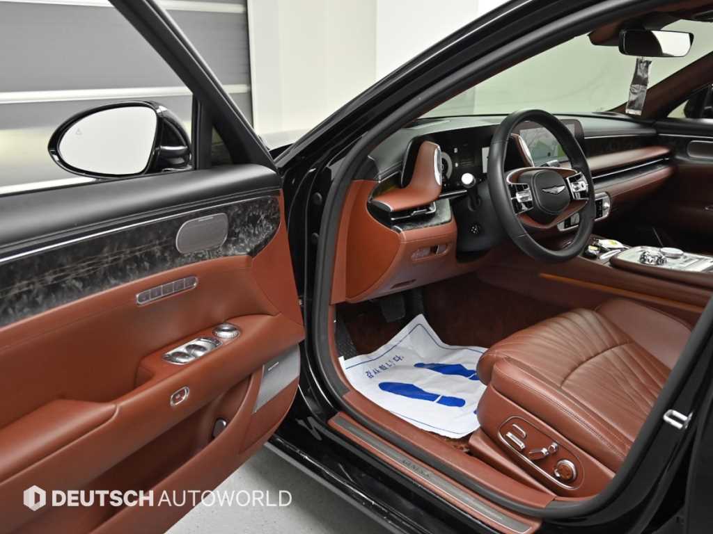 Genesis G90 - Vista 11