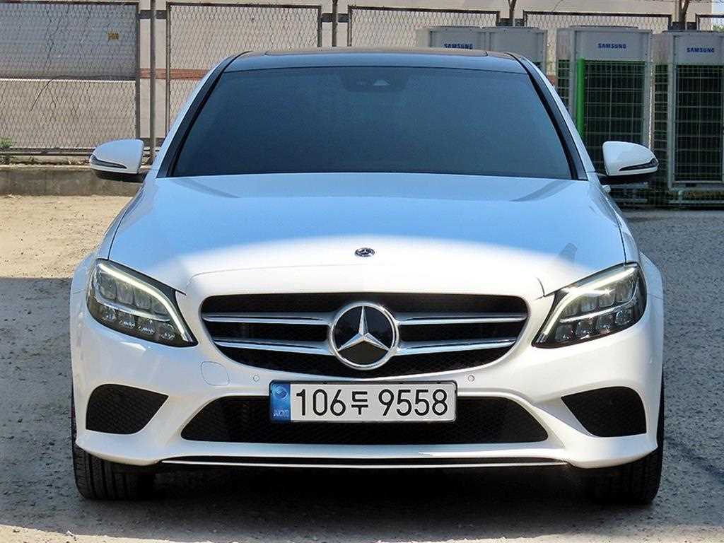 Mercedes Benz C Class 2020 Blanco - Importación desde Corea - HF Imports Iquique - Foto 1