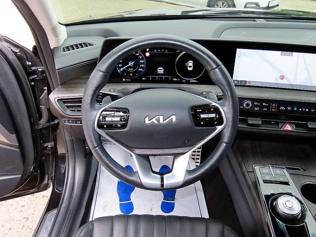 KIA K8 - Vista 8