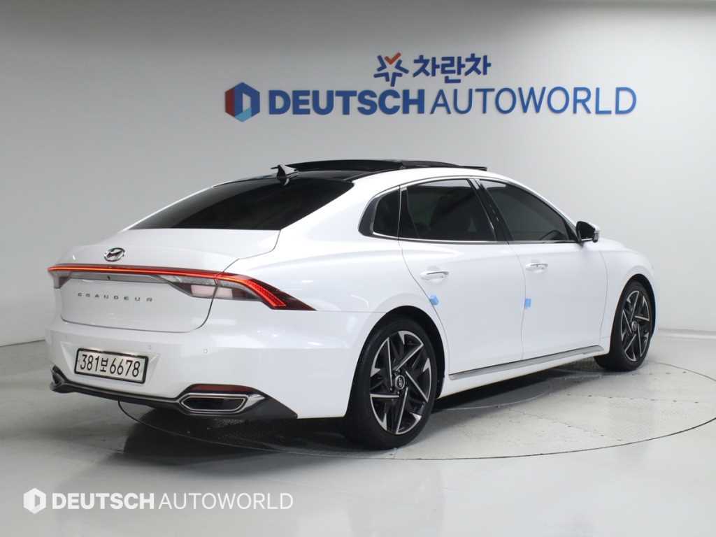 HYUNDAI Grandeur - Vista 4
