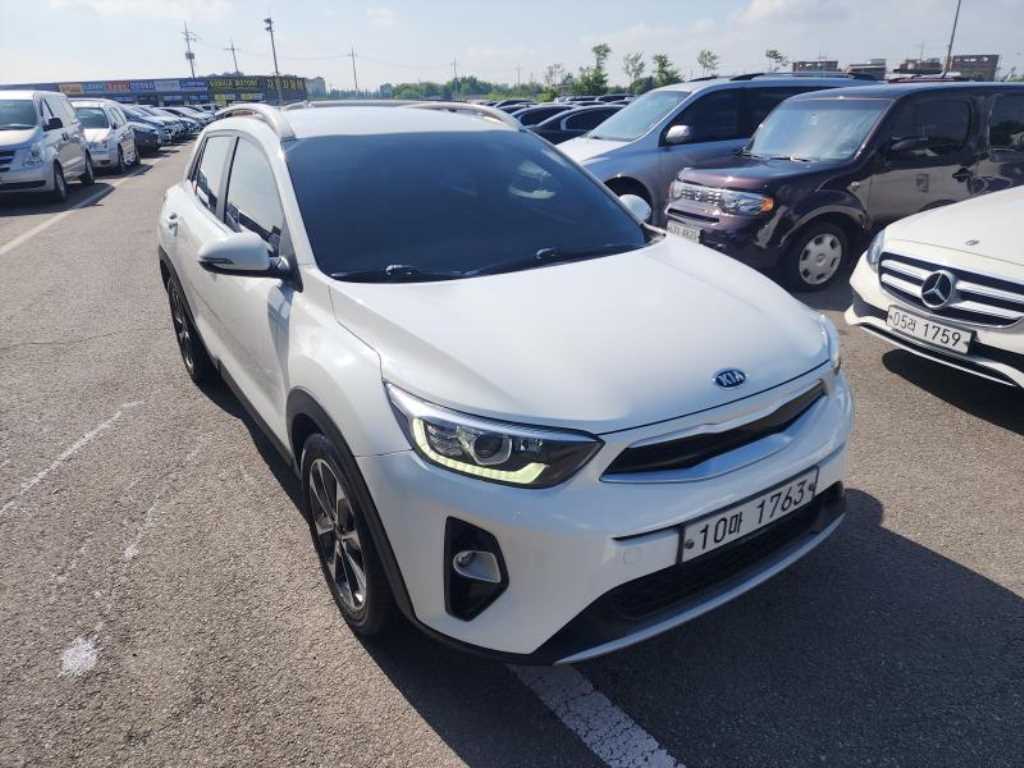 KIA Stonic - Vista 2