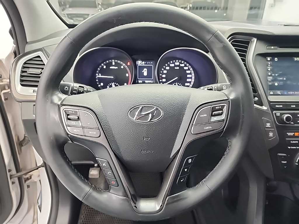HYUNDAI Santa Fe - Vista 9