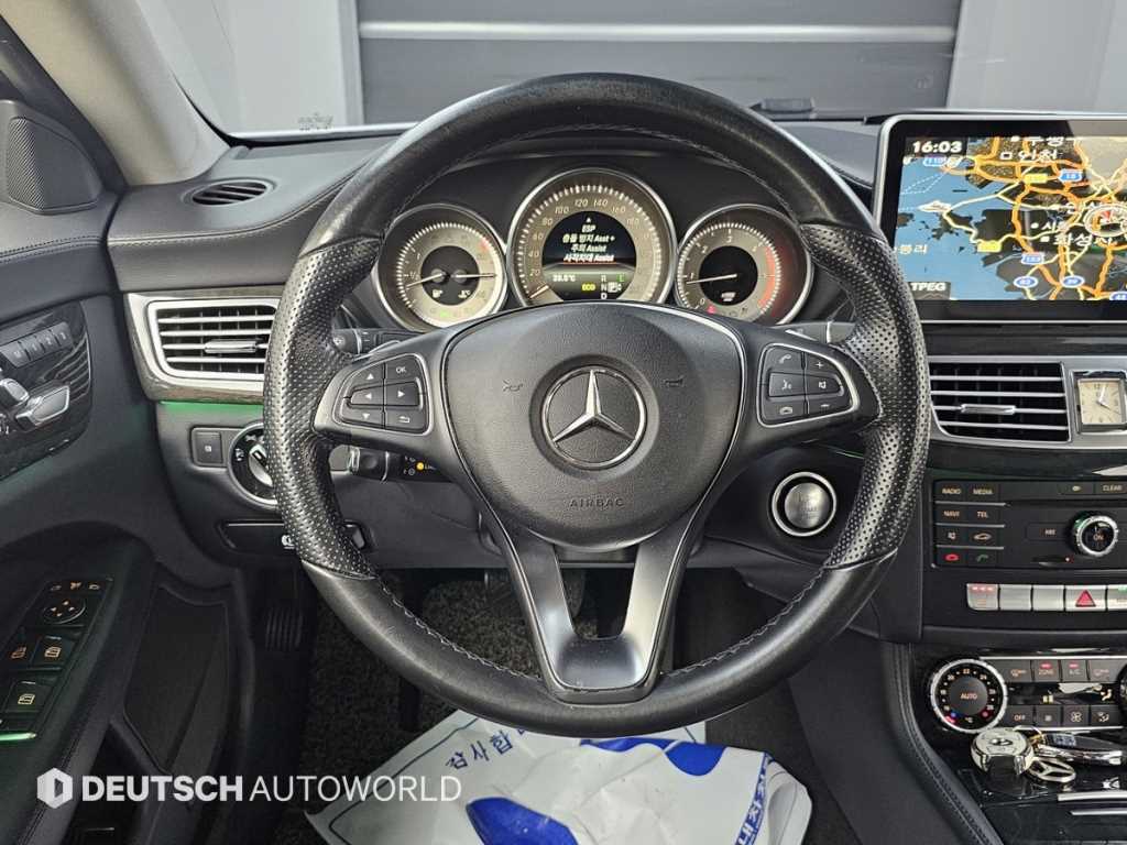 Mercedes Benz CLS Class 2017 Blanco - Importación desde Corea - HF Imports Iquique - Foto 13