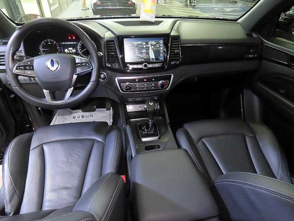 Ssangyong Rexton - Vista 10
