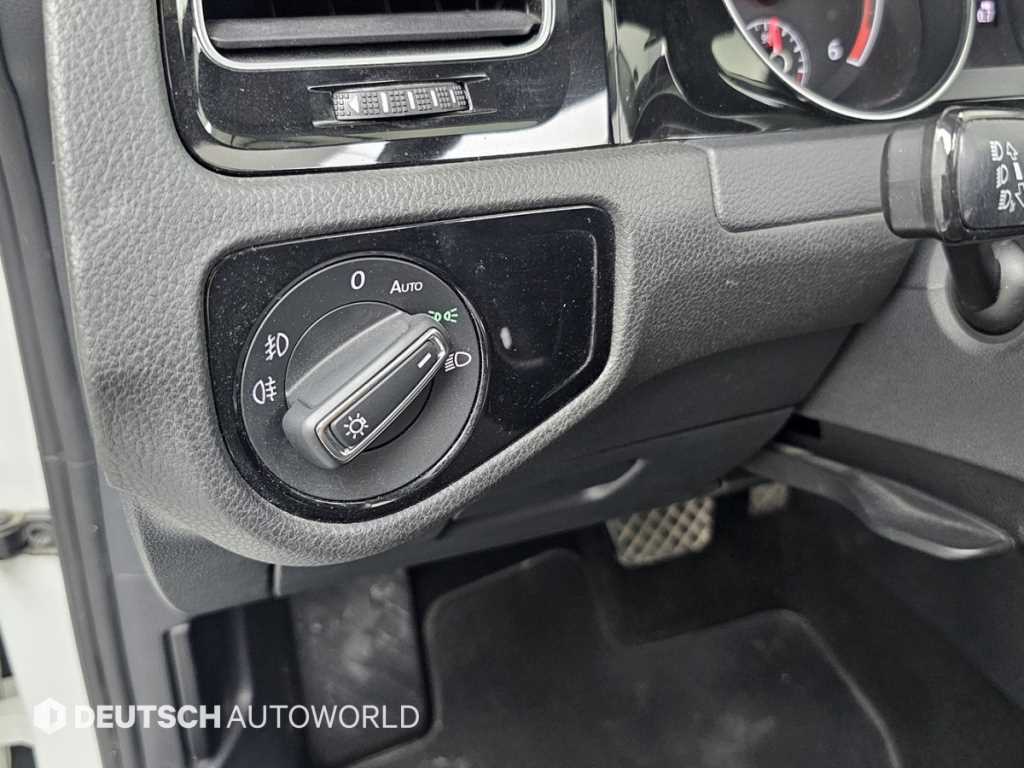 Volkswagen Golf 2015 Blanco - Importación desde Corea - HF Imports Iquique - Foto 16