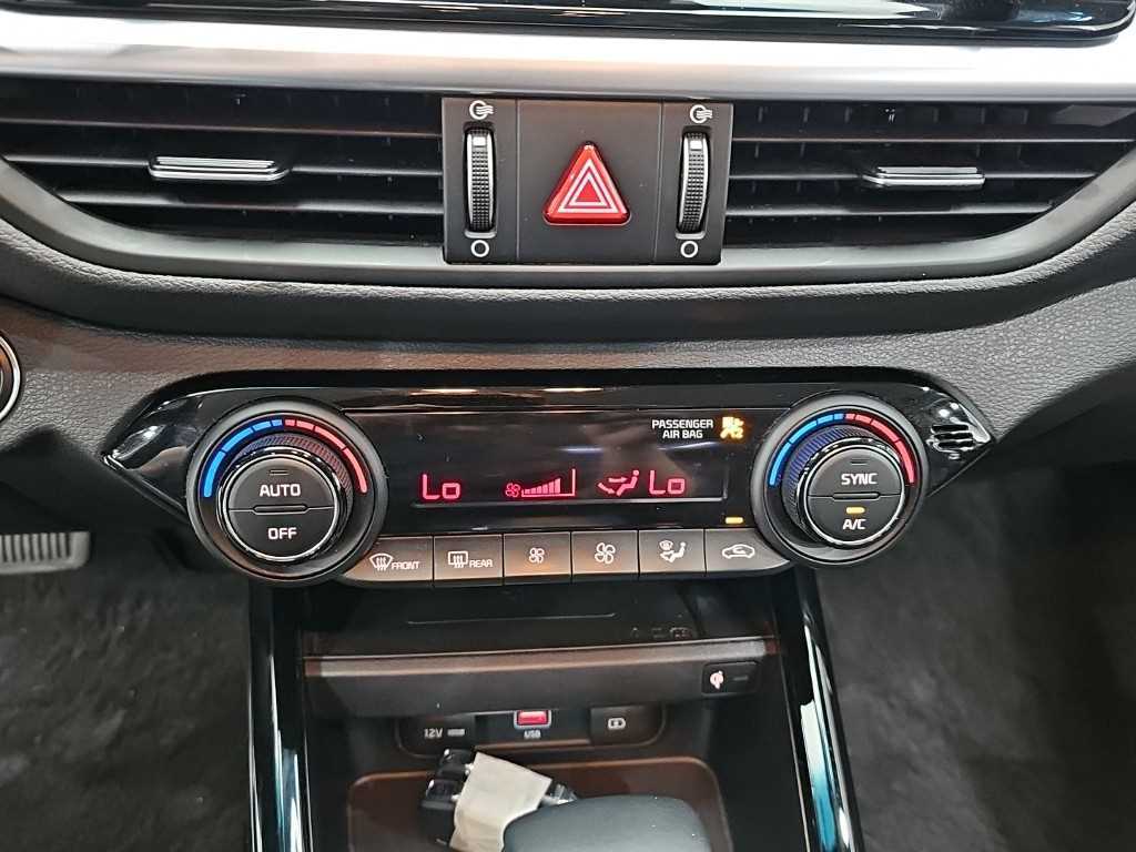 KIA K3 - Vista 10