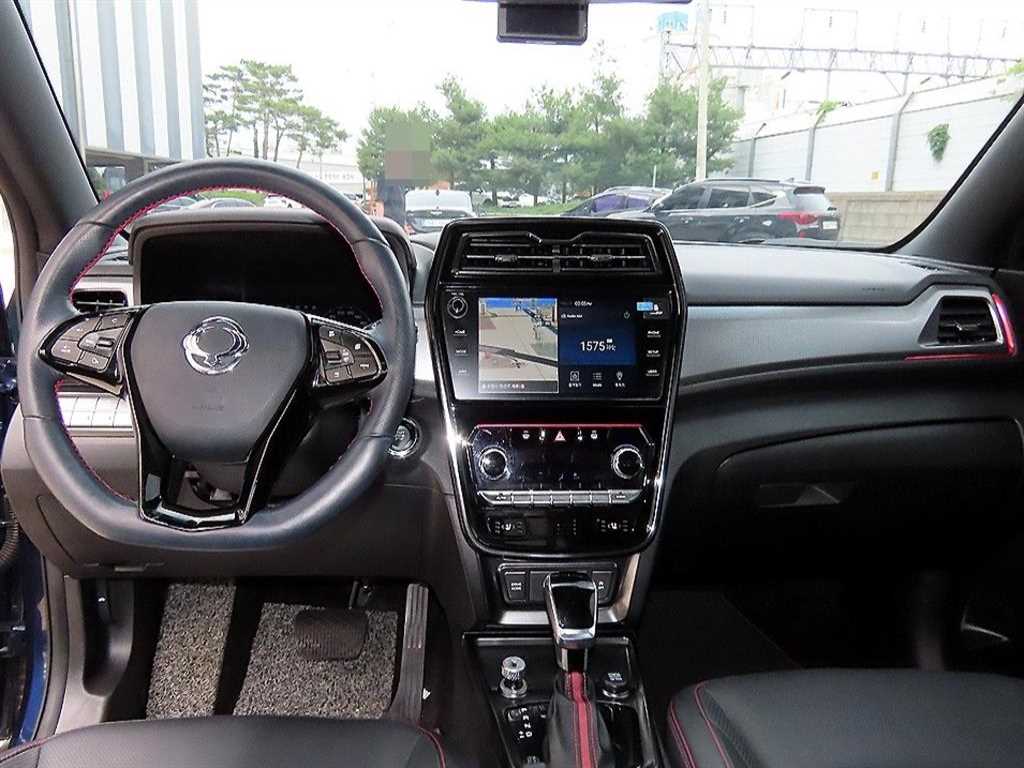 Ssangyong Tivoli - Vista 7