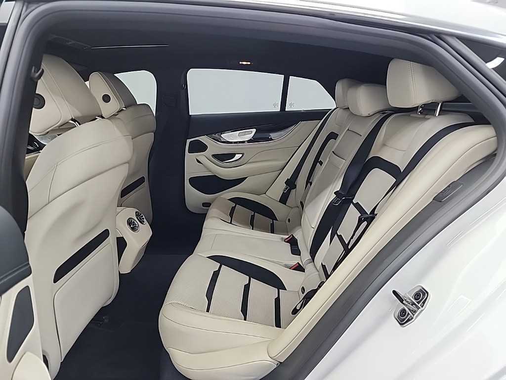 Mercedes Benz AMG GT - Vista 12