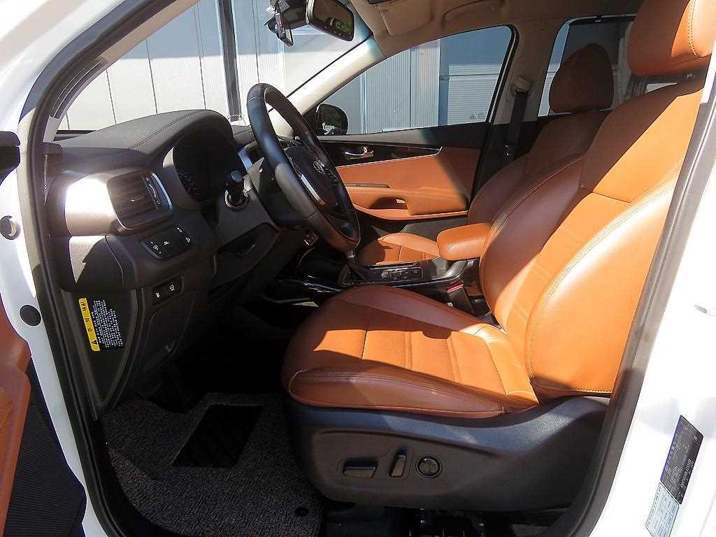 KIA Sorento - Vista 7