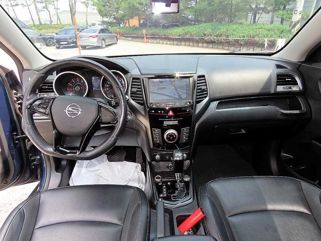 Ssangyong Tivoli - Vista 7