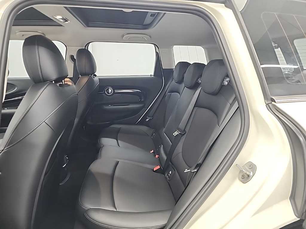Mini Clubman - Vista 12
