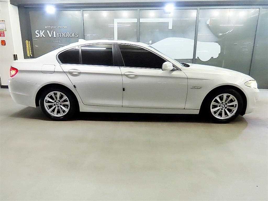BMW 5 Series - Vista 3