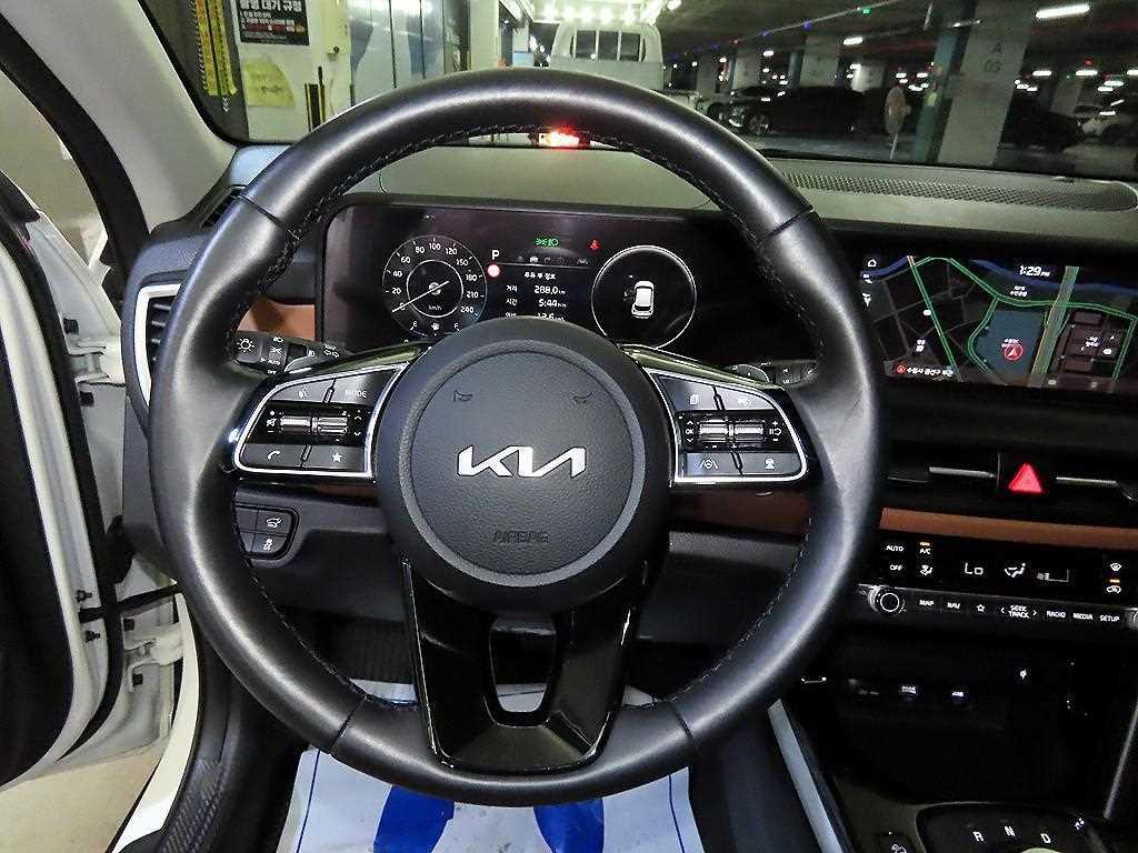 KIA Seltos - Vista 8