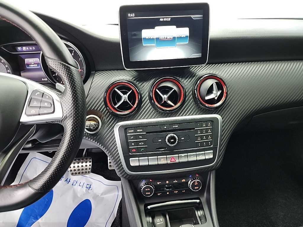 Mercedes Benz A Class - Vista 10