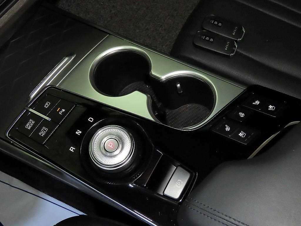 KIA K8 - Vista 12