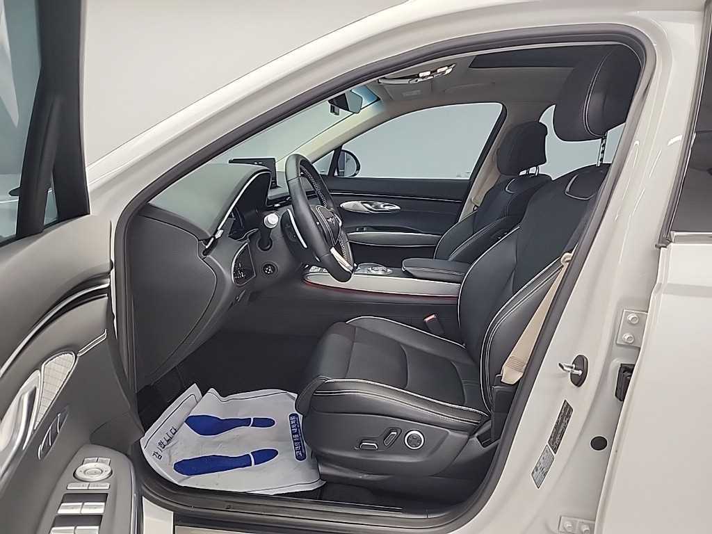 Genesis GV70 - Vista 11