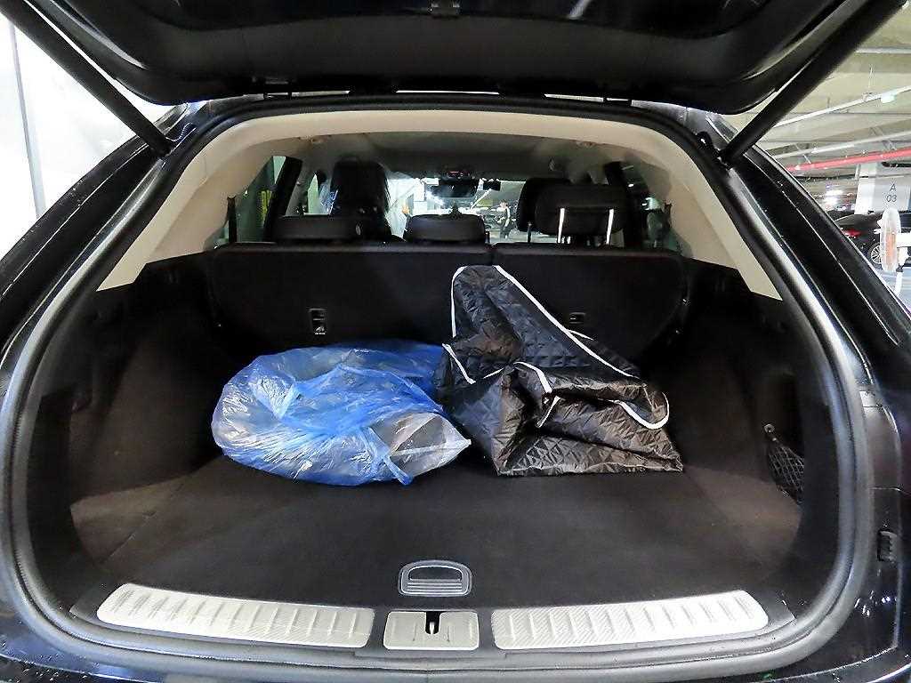 Genesis GV70 2022 Negro - Importación desde Corea - HF Imports Iquique - Foto 18