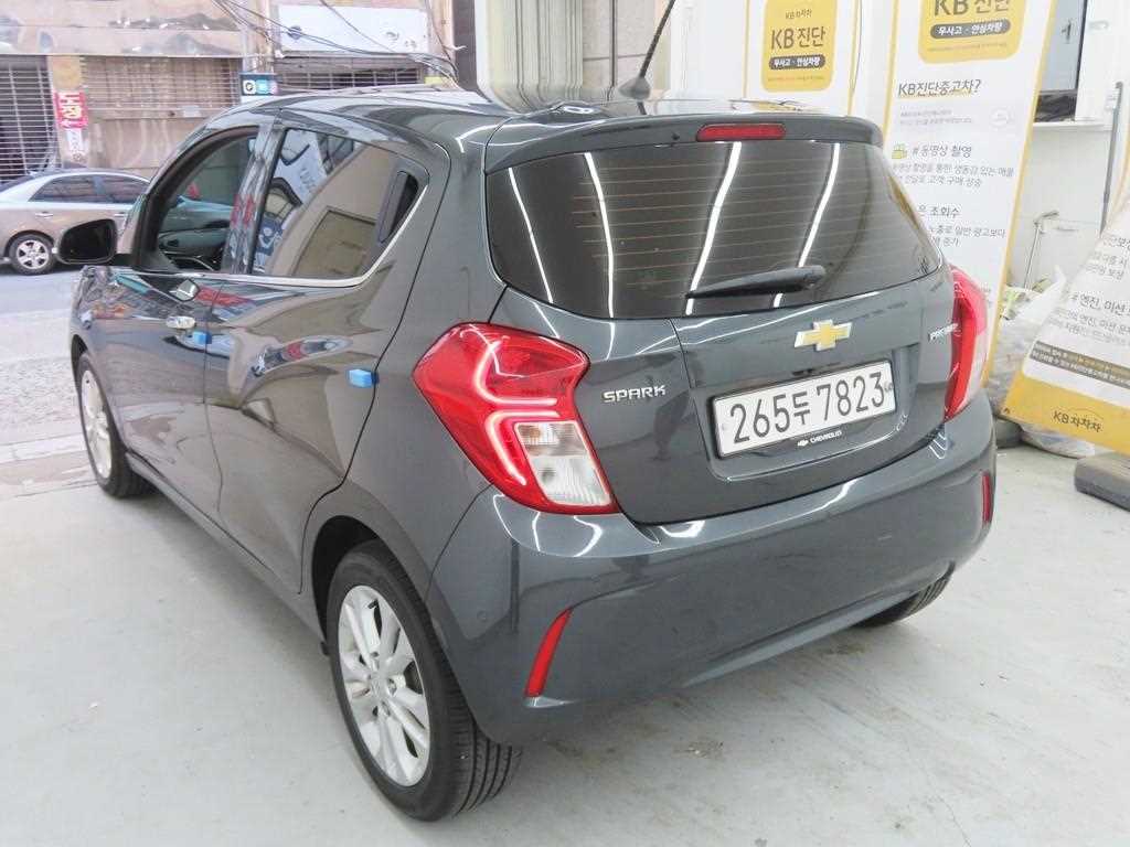 Chevrolet Spark - Vista 4
