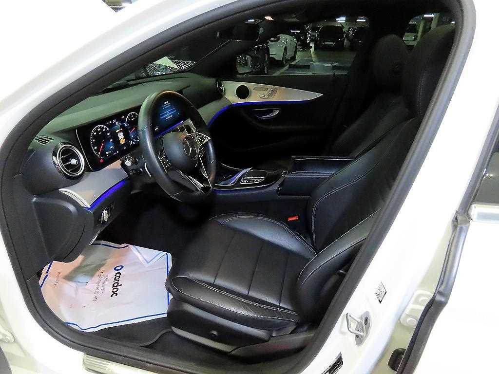 Mercedes Benz E class - Vista 6
