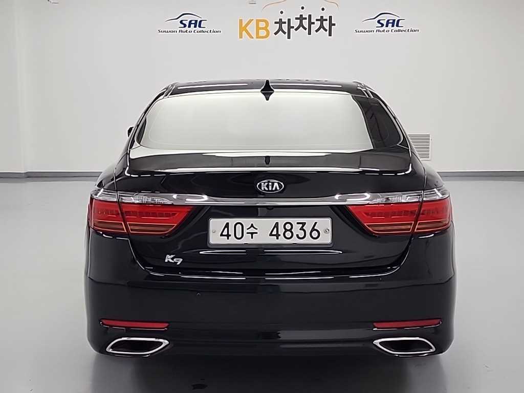 KIA K9 - Vista 3