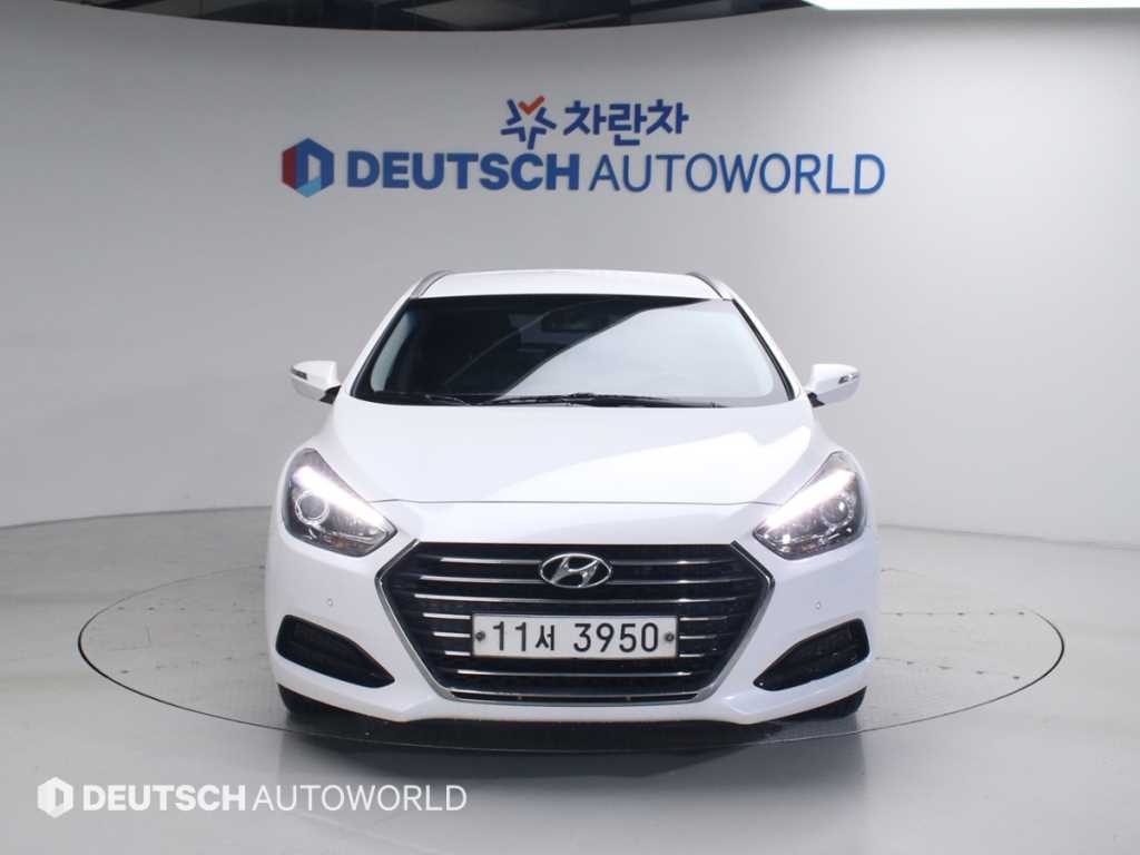 HYUNDAI i40 - Vista 3