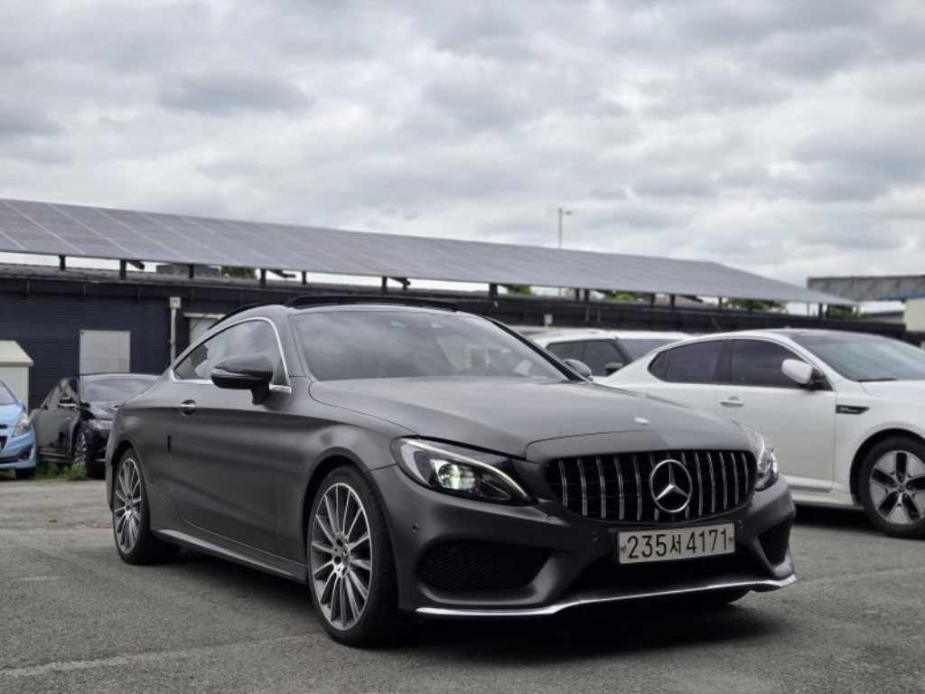 Mercedes Benz C Class - Vista 2