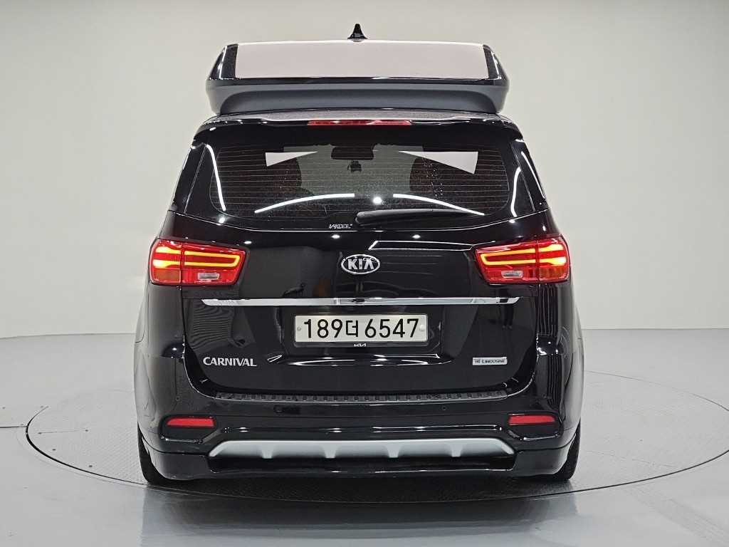 KIA Carnival - Vista 3