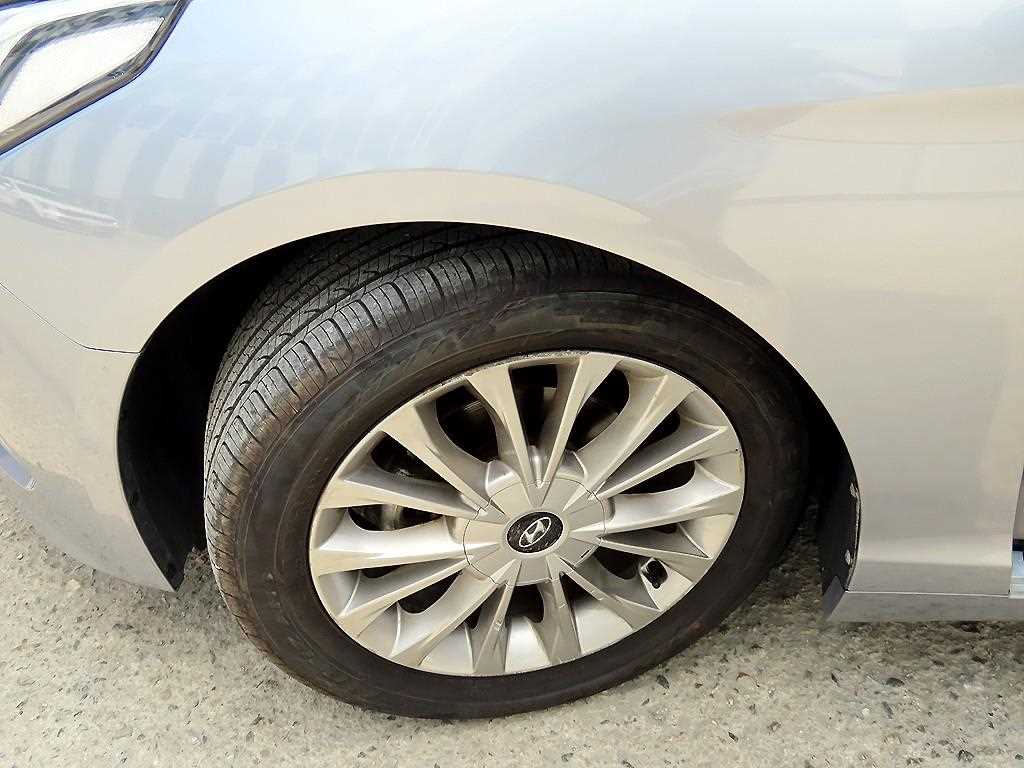 HYUNDAI Sonata 2017 Gris - Importación desde Corea - HF Imports Iquique - Foto 19