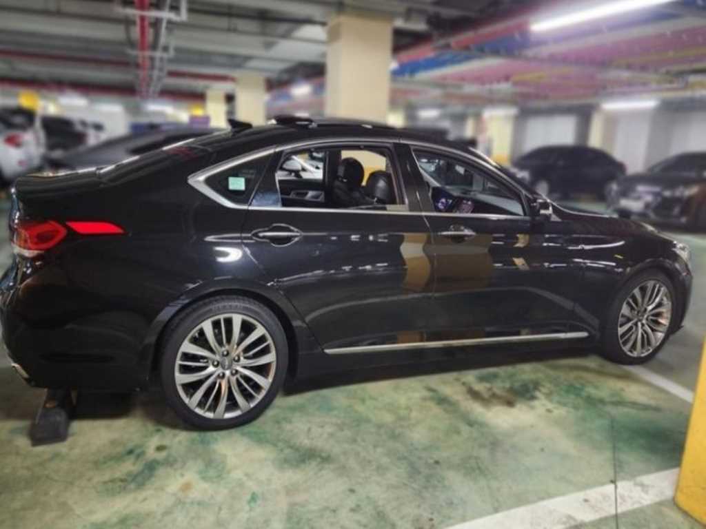 Genesis G80 - Vista 4