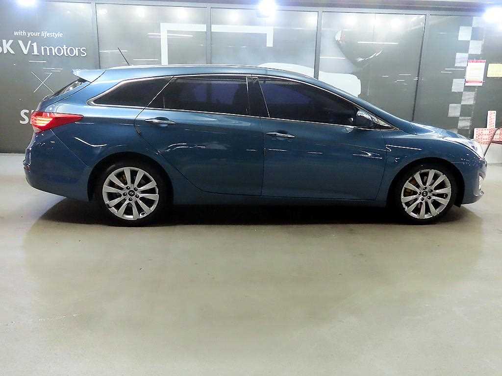 HYUNDAI i40 - Vista 3