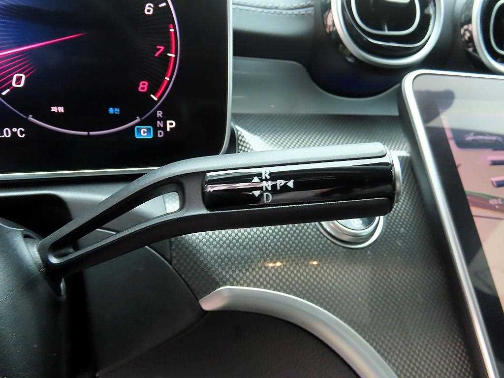 Mercedes Benz C Class - Vista 11