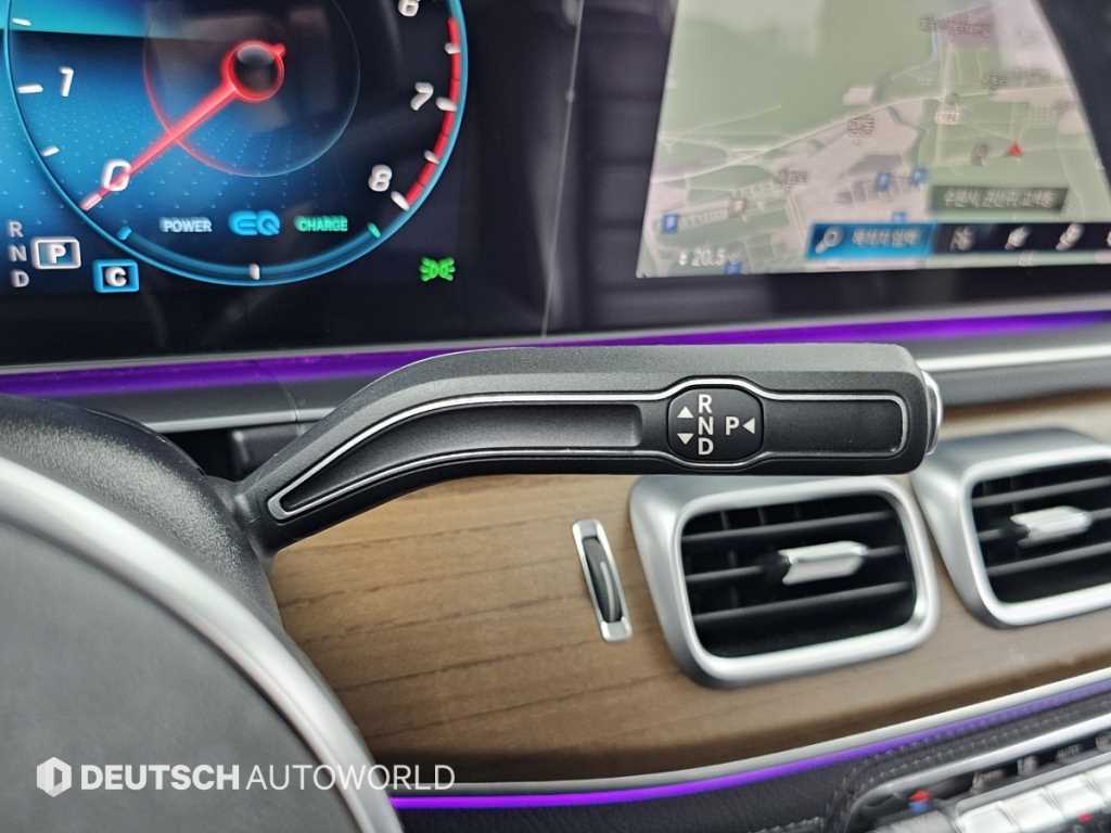 Mercedes Benz GLE Class - Vista 10