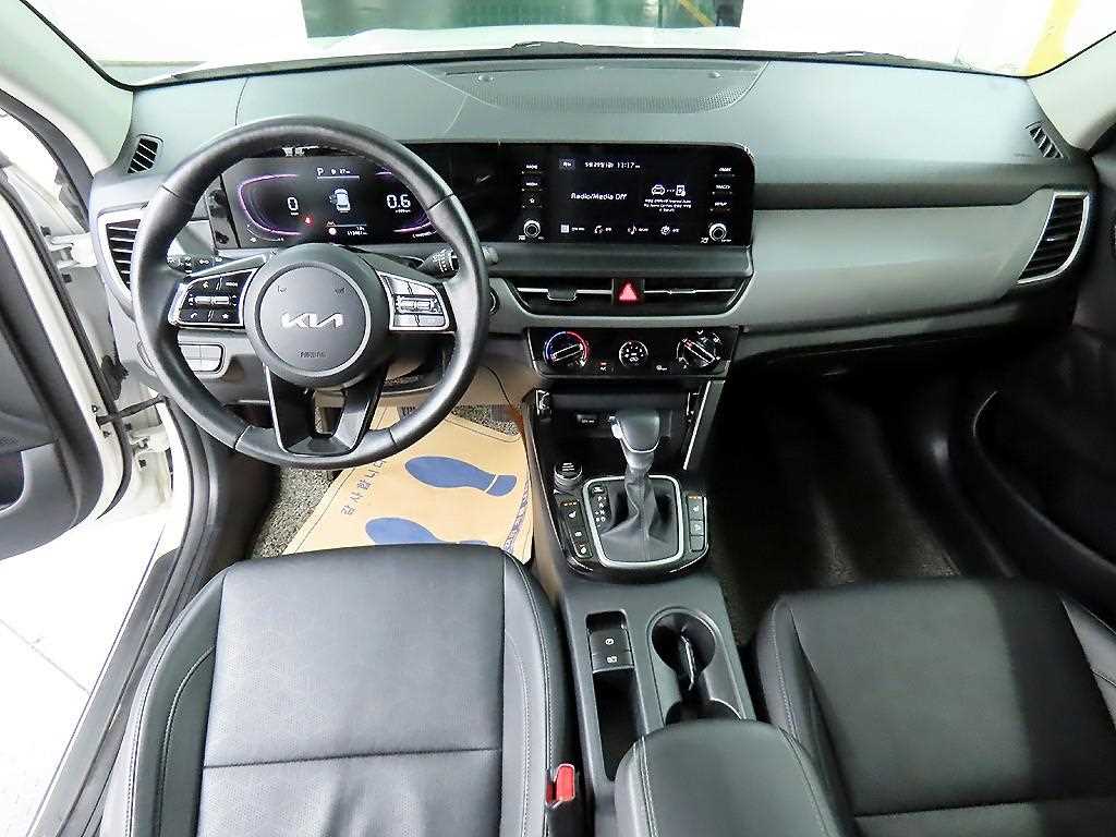 KIA Seltos - Vista 7