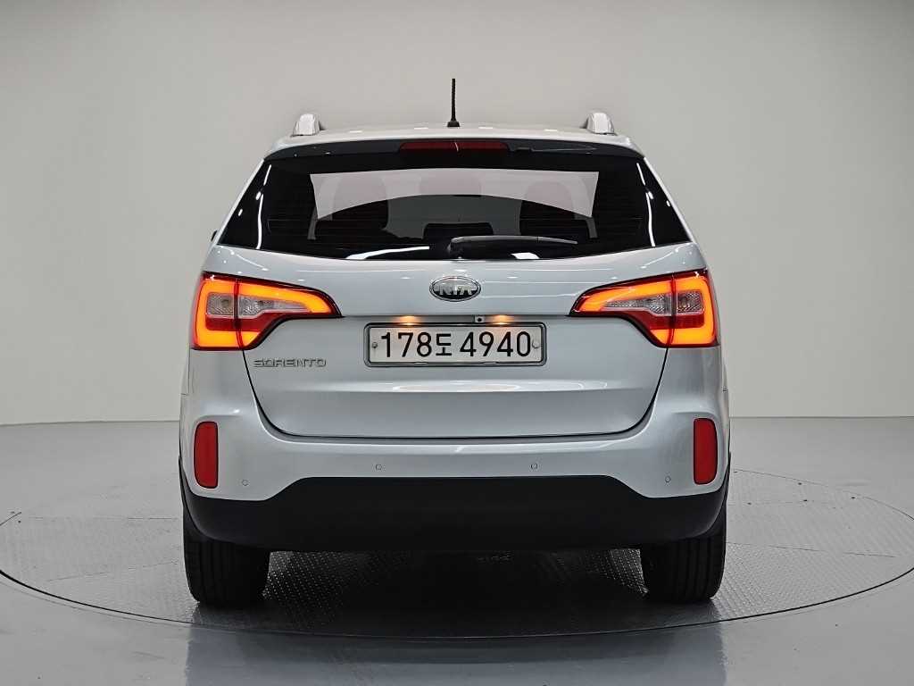 KIA Sorento - Vista 3