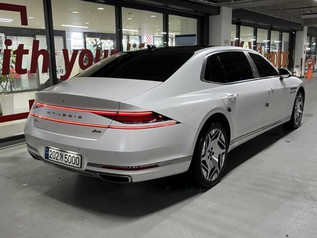 Genesis G90 - Vista 4