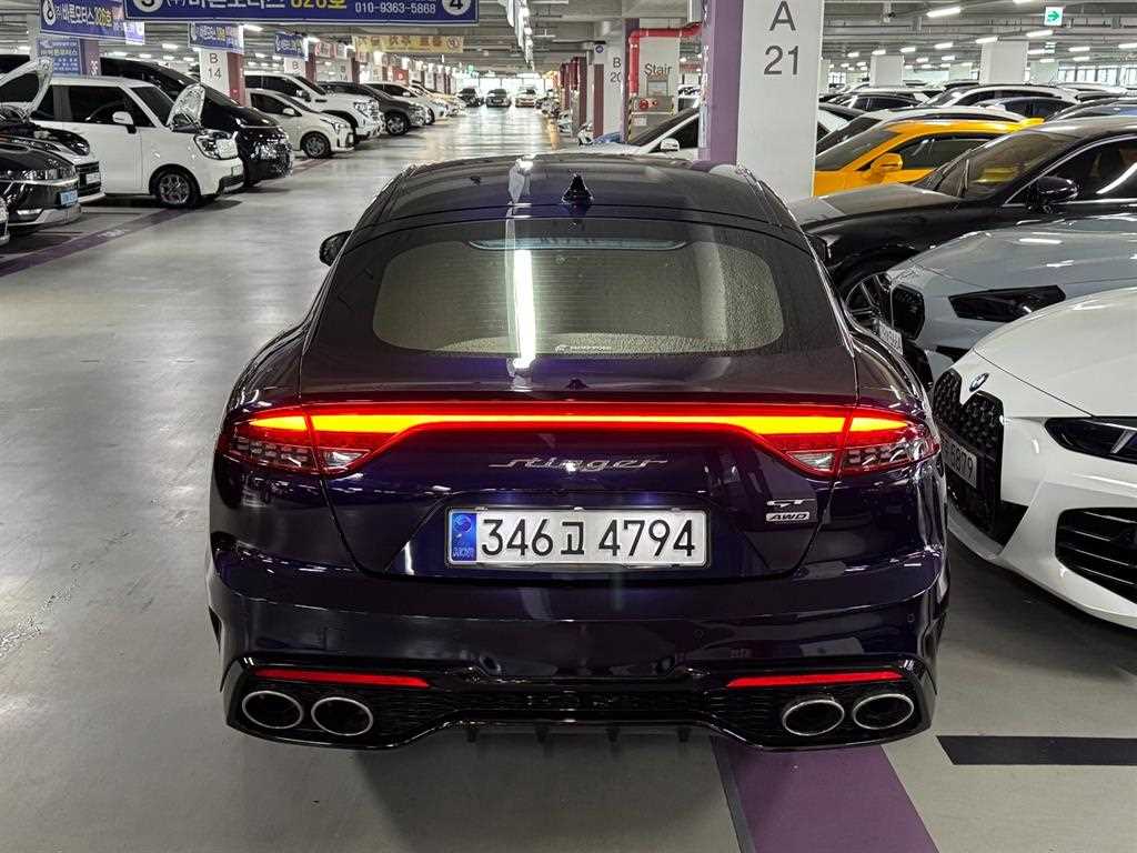 KIA Stinger - Vista 5