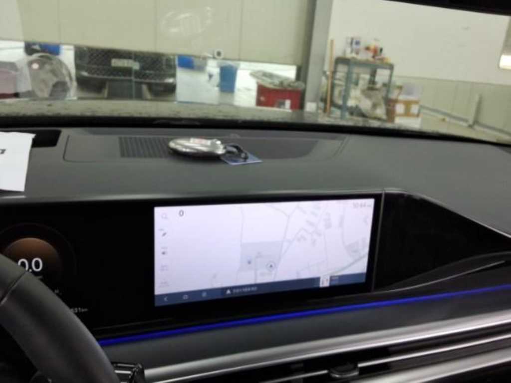 HYUNDAI Grandeur - Vista 7