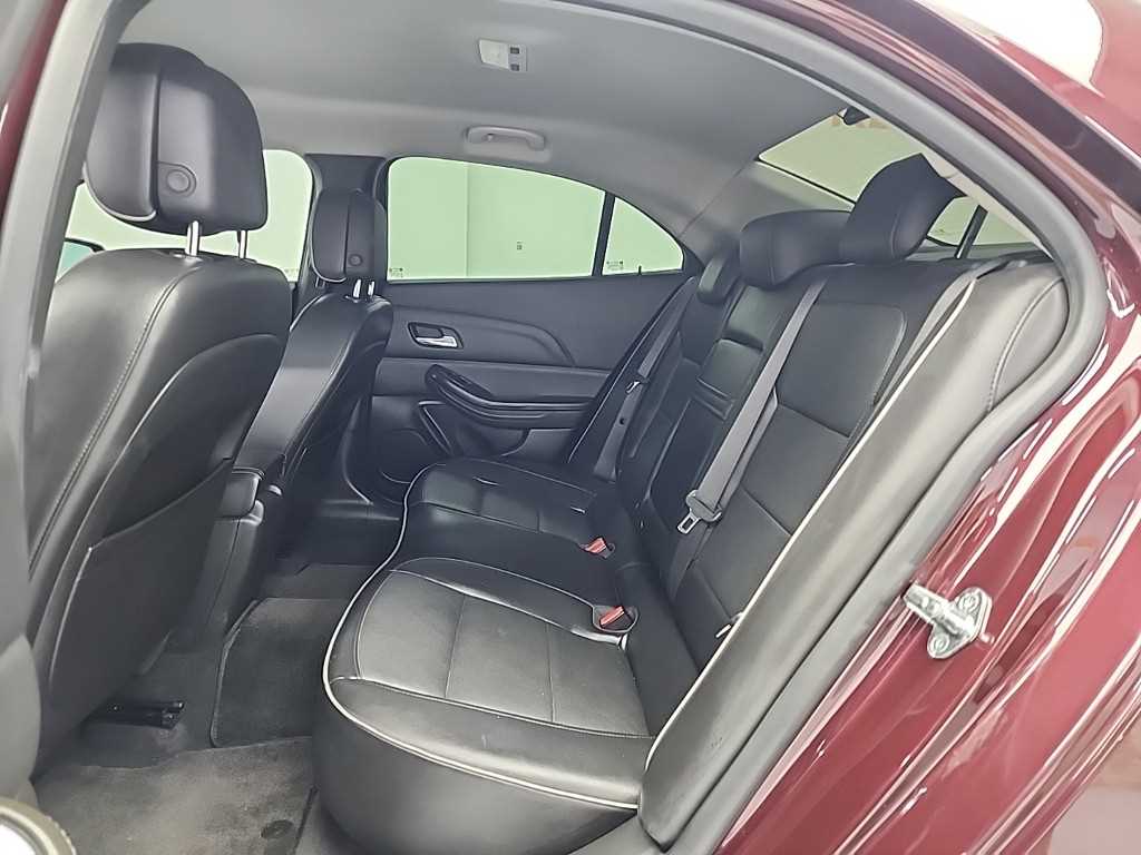 Chevrolet Malibu - Vista 12