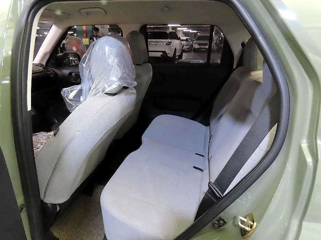 HYUNDAI Casper - Vista 7
