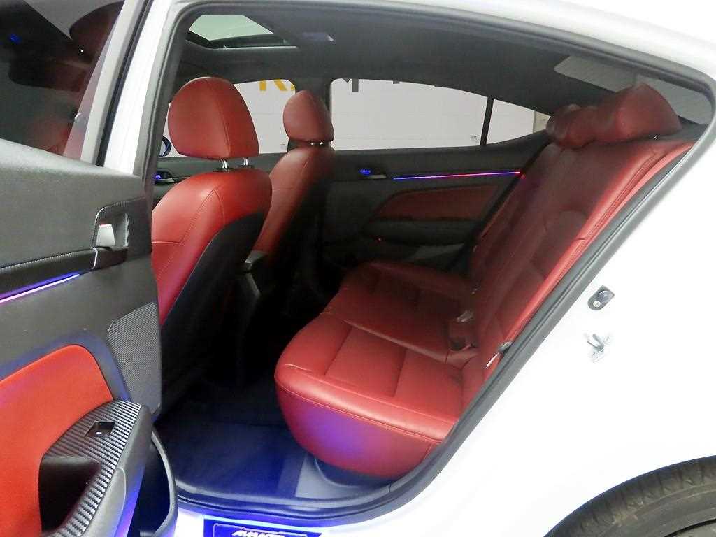 HYUNDAI Avante 2018 - Importación desde Corea - HF Imports Iquique - Foto 14