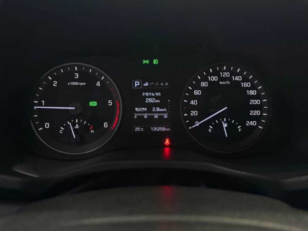 HYUNDAI Tucson - Vista 8