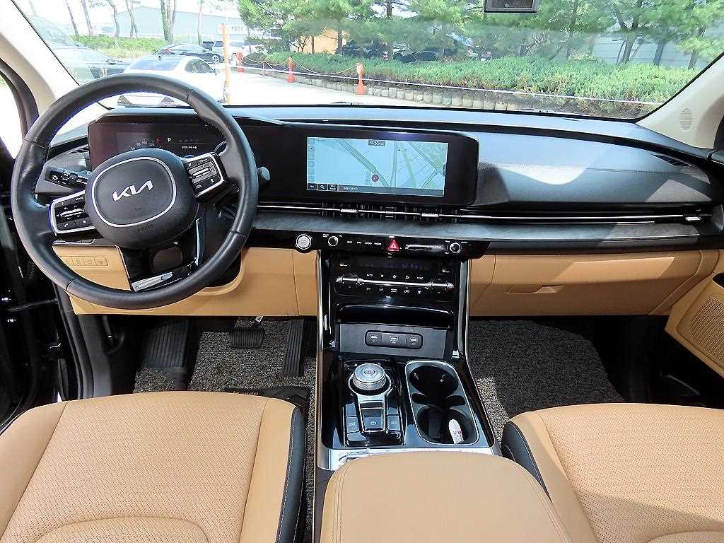 KIA Carnival - Vista 7